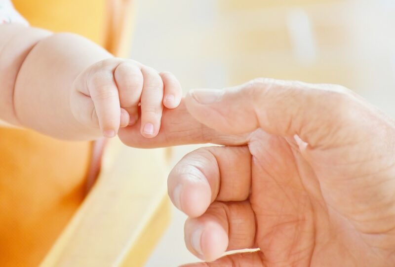 baby hands fingers infant child 2416718